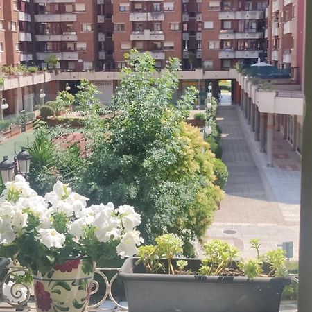 Alojamiento Oviedo 3 Con Parking Bagian luar foto